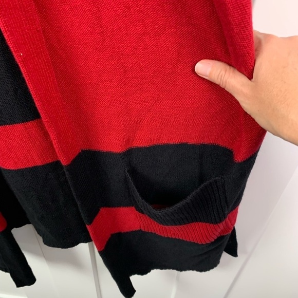 Chicos Small Medium Oversized Sweater Cardigan Knee Length Red Black Pockets - Picture 7 of 9